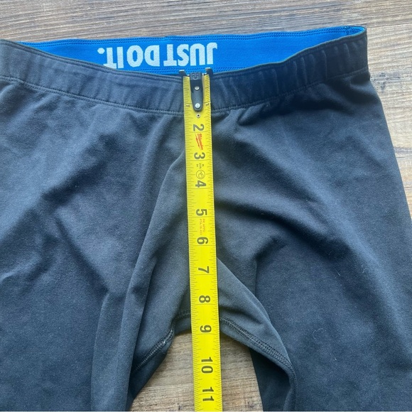 Nike Football Womens USA Black Compression Leggings Size Medium - Picture 3 of 9